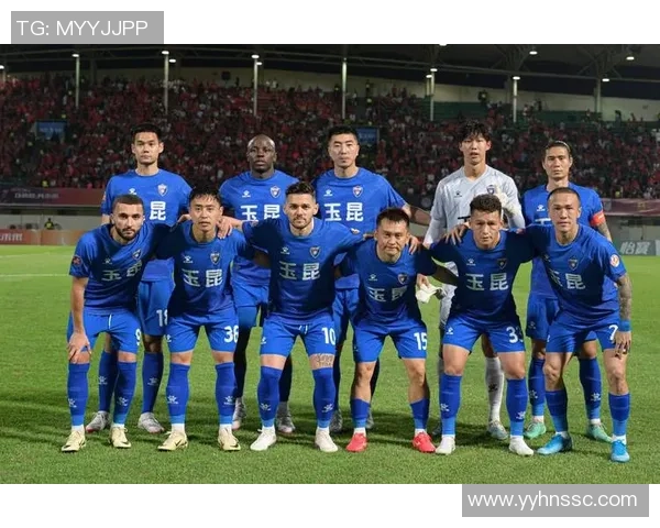 梅县铁汉迎战大连超越争夺中甲联赛关键三分的激烈对决 梅县铁汉迎战大连超越争夺中甲联赛关键三分的激烈对决